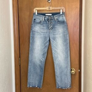 KanCan Jeans Estilo Exposed Button Fly High Rise Size 26 Straight Distressed Hem